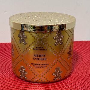 BBW Merry Cookie 3 Wick Candle NWT